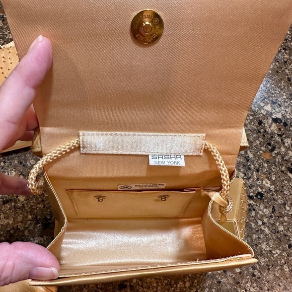 SASHA NEW YORK, GOLD SATIN, BEADED HANDBAG WITH HAND STRAP OR SHOULDER STRAP. - Picture 4 of 7